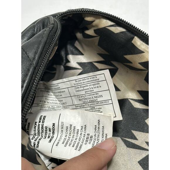 Fox Racing Womens Handbag Purse Fox Black Red With Fox Charm Satchel bag - Picture 16 of 16